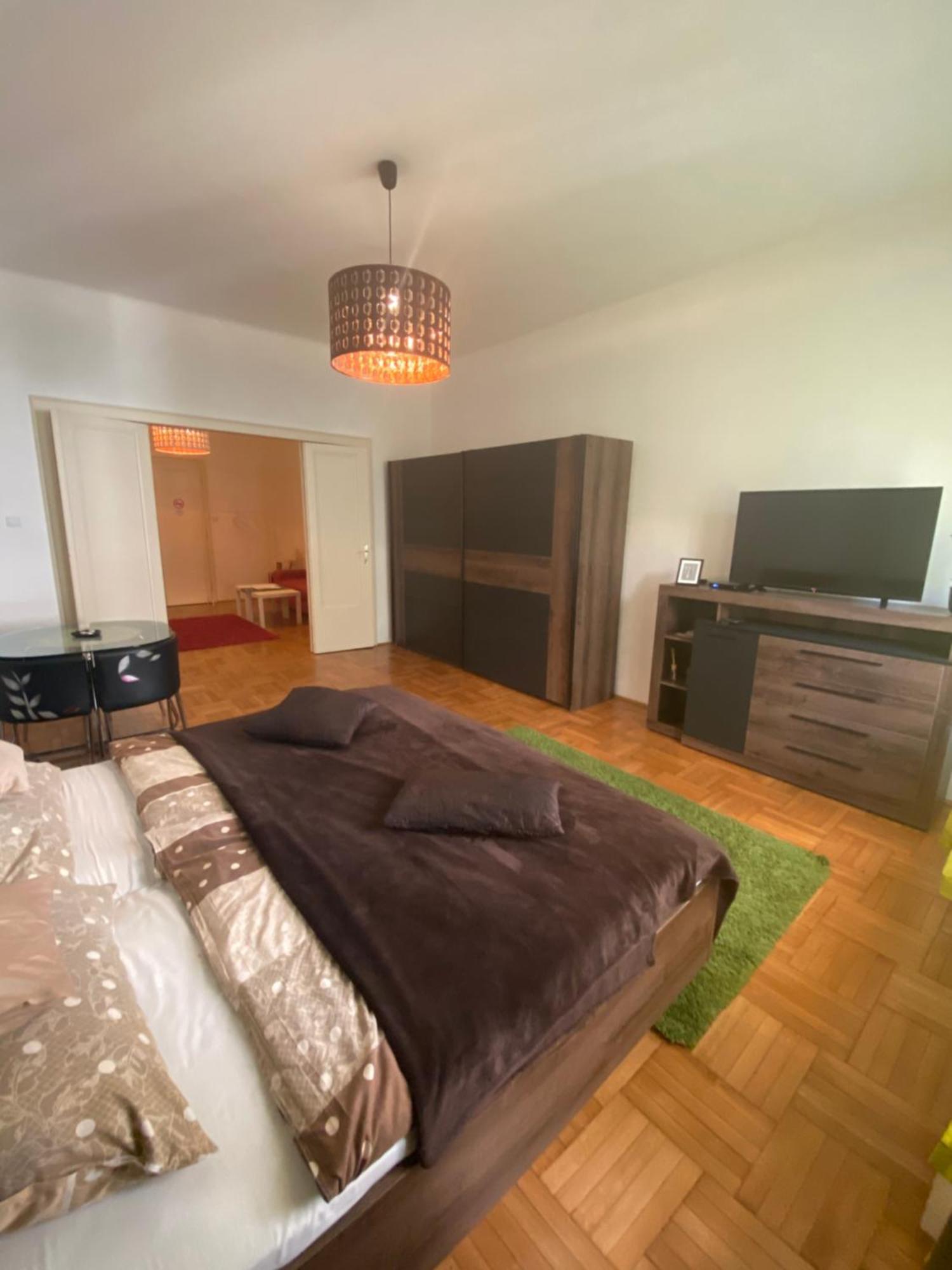 Apartment And Rooms Heart Of The City بودابست المظهر الخارجي الصورة