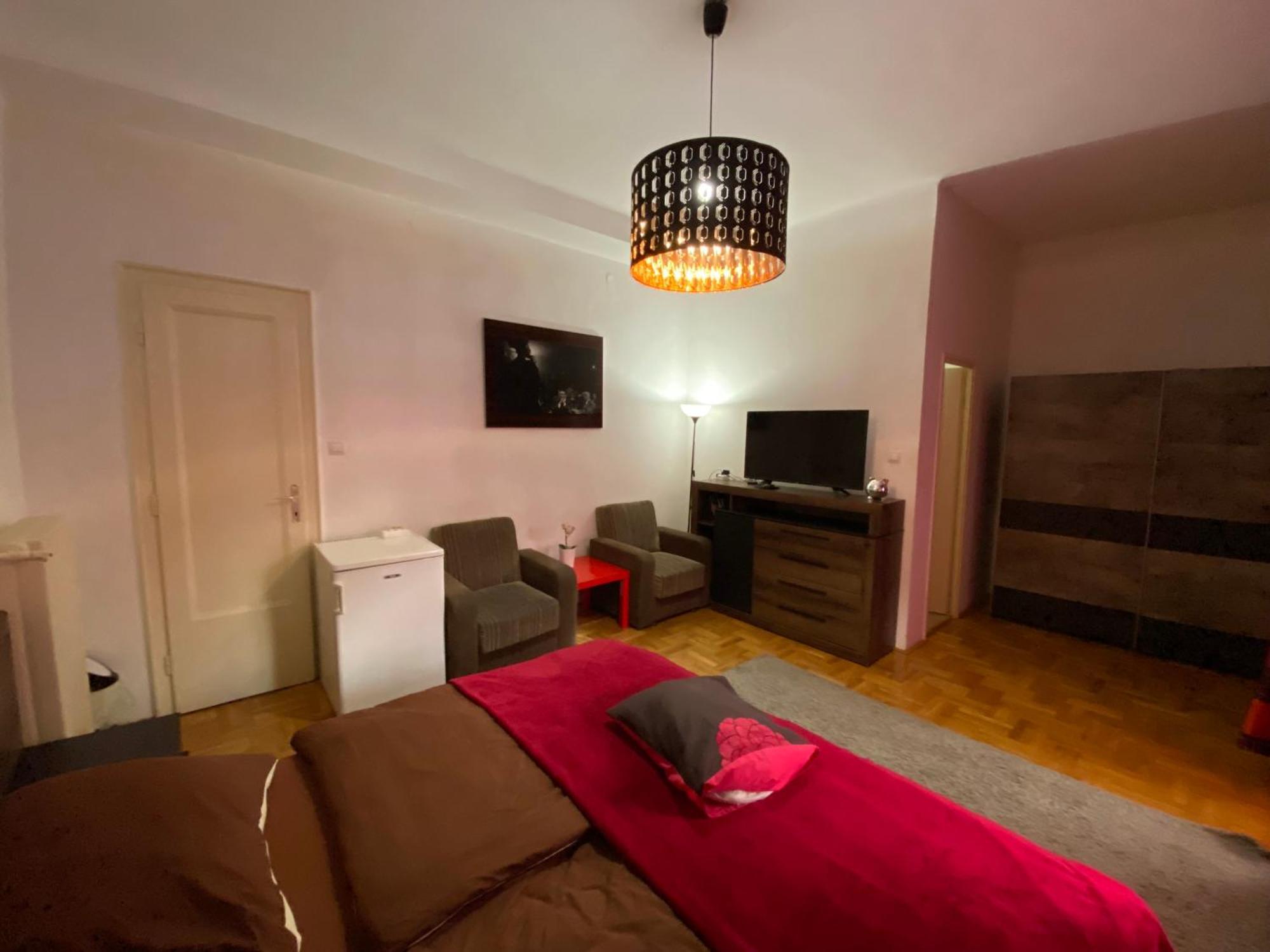Apartment And Rooms Heart Of The City بودابست المظهر الخارجي الصورة